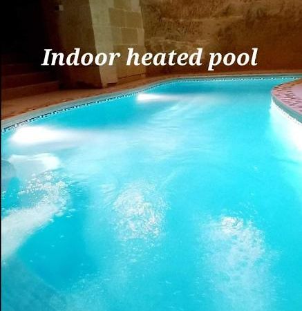Ta Majsi Farmhouse With Indoor Heated Pool San Lawrenz Kültér fotó