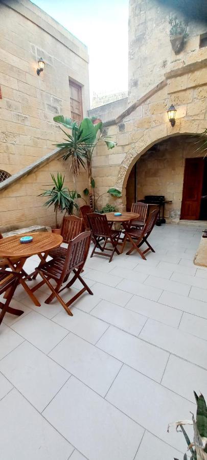 Ta Majsi Farmhouse With Indoor Heated Pool San Lawrenz Kültér fotó