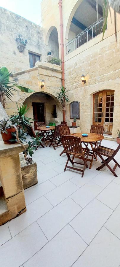 Ta Majsi Farmhouse With Indoor Heated Pool San Lawrenz Kültér fotó