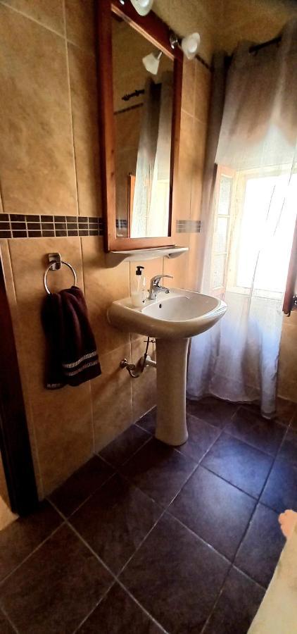 Ta Majsi Farmhouse With Indoor Heated Pool San Lawrenz Kültér fotó